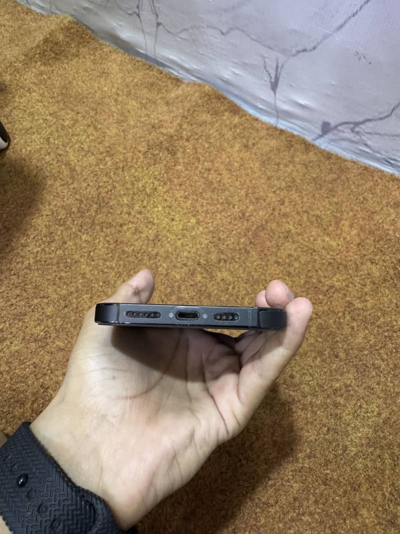 Apple iPhone 14 Pro Max 3