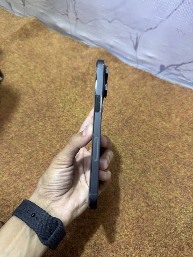 Apple iPhone 14 Pro Max 5