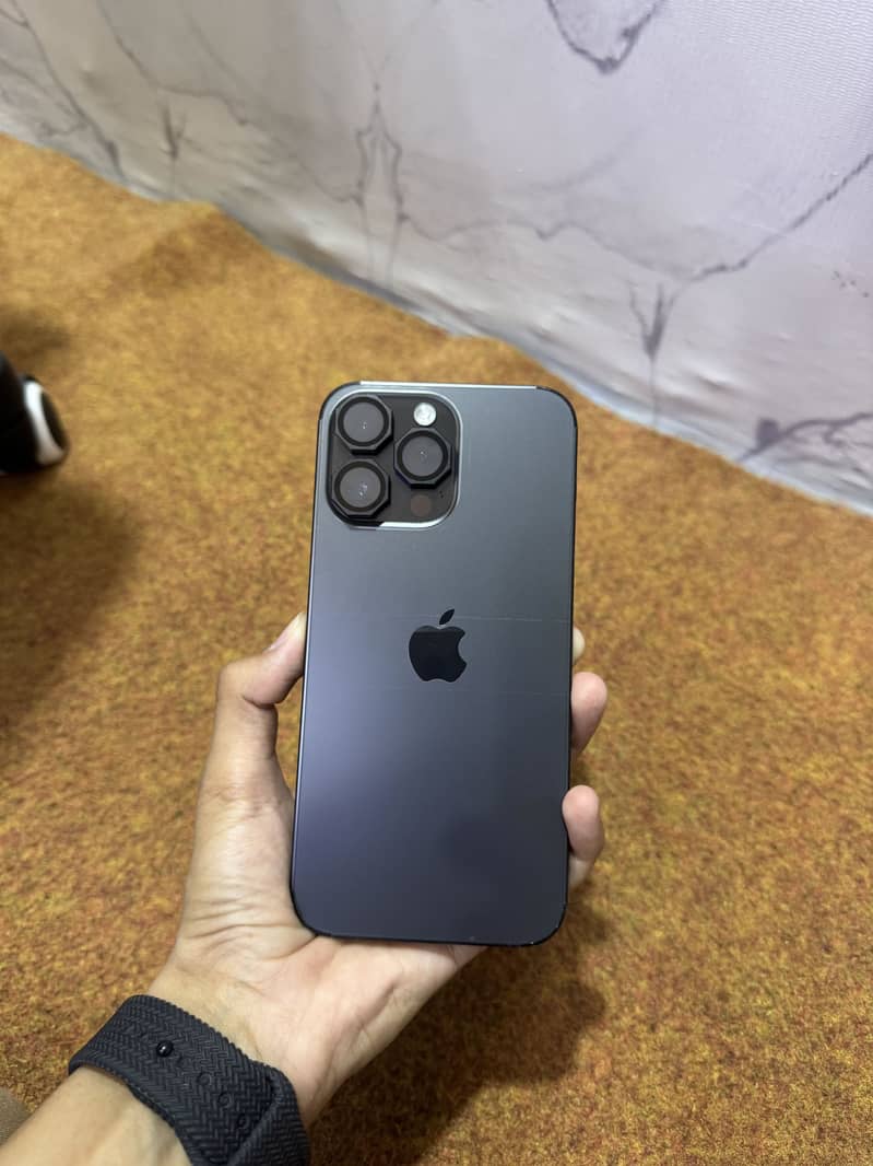 Apple iPhone 14 Pro Max 6