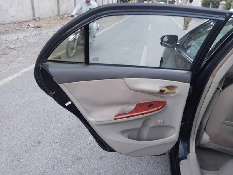 Toyota Corolla Fully Maintained 5