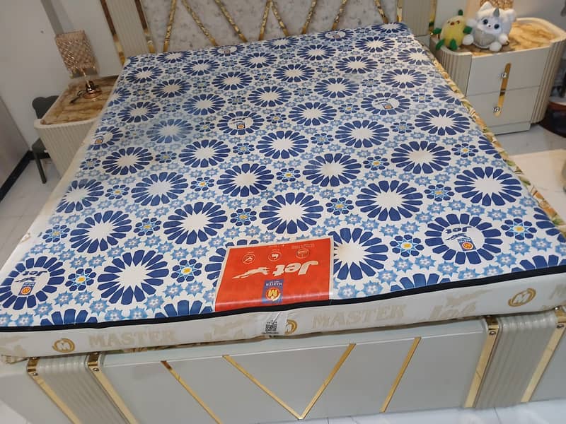 matress 0
