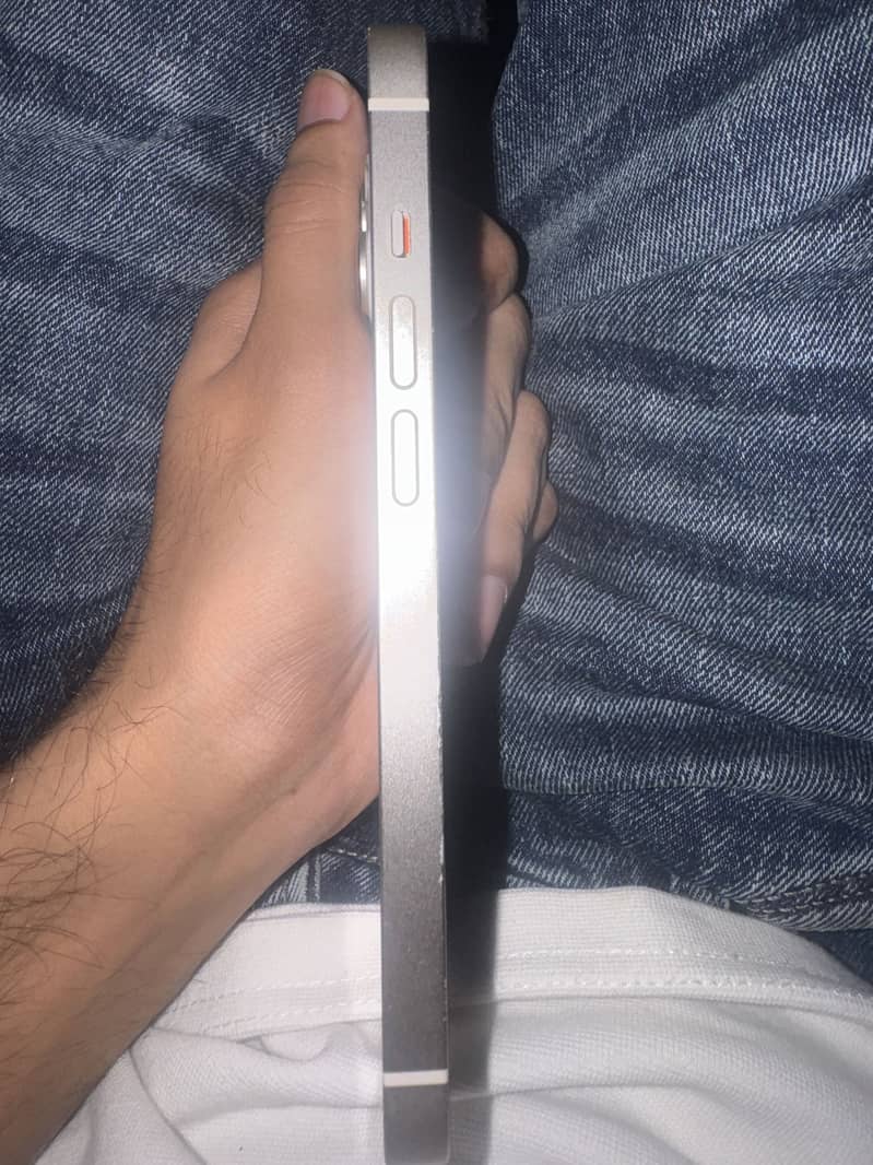 Apple iPhone 14 1