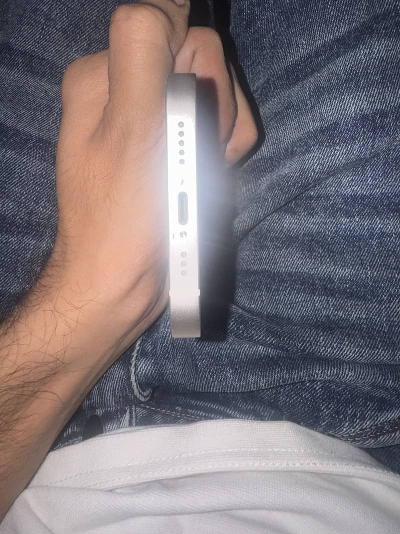 Apple iPhone 14 5