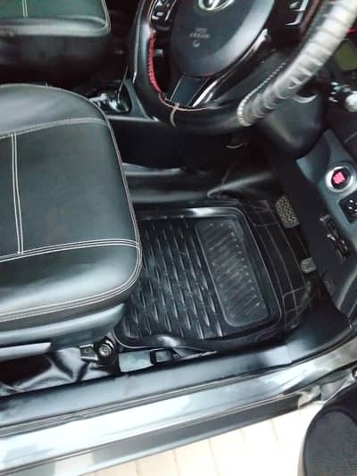 Toyota Vitz 2023