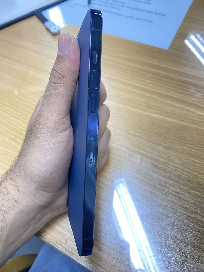 Apple iPhone 12 Pro Max 3