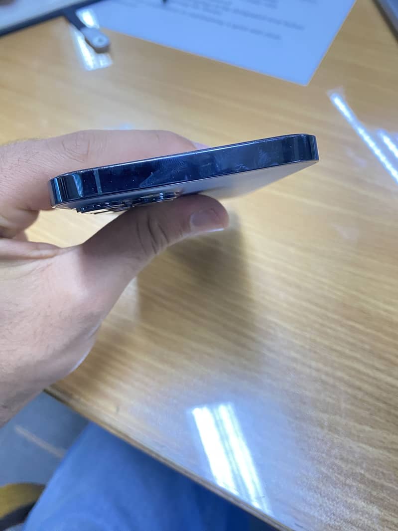 Apple iPhone 12 Pro Max 5