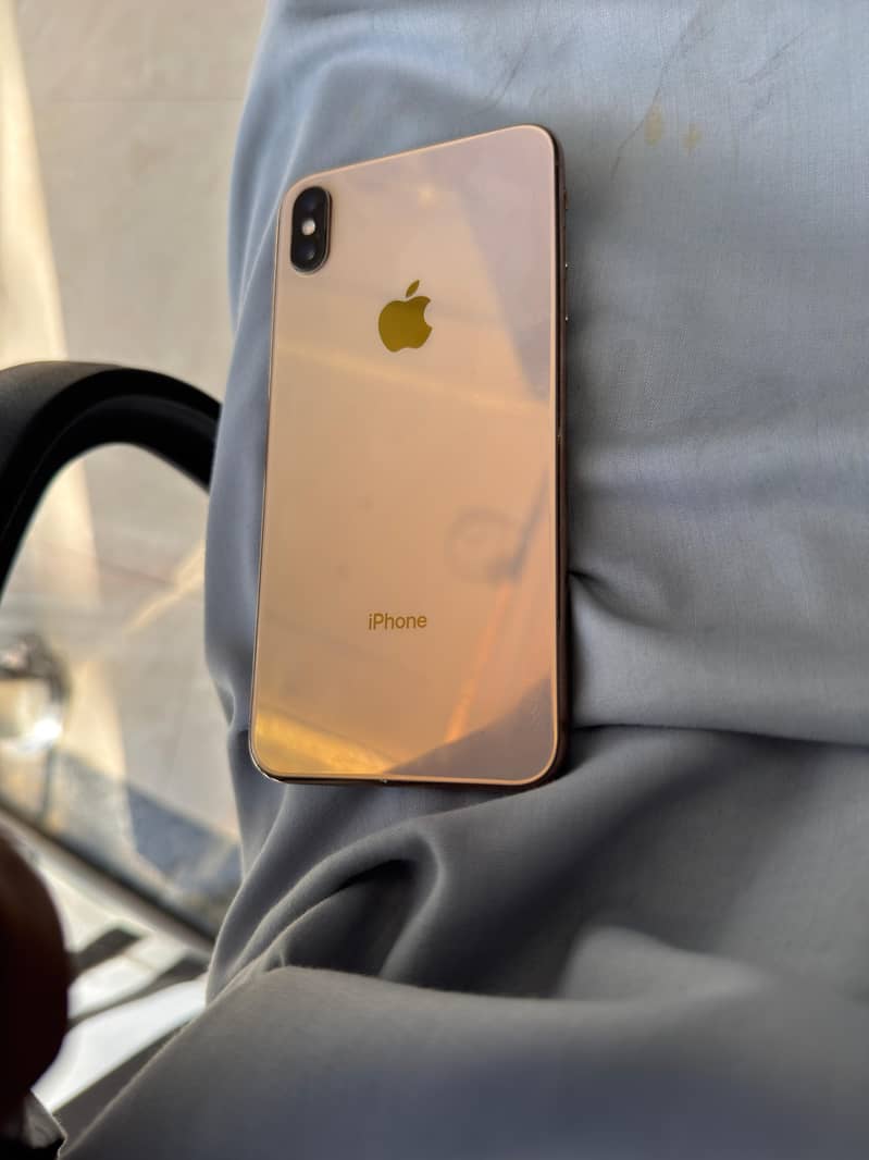 IPHONE XSMAX 5