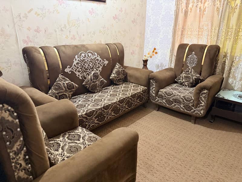 Sofa set 0
