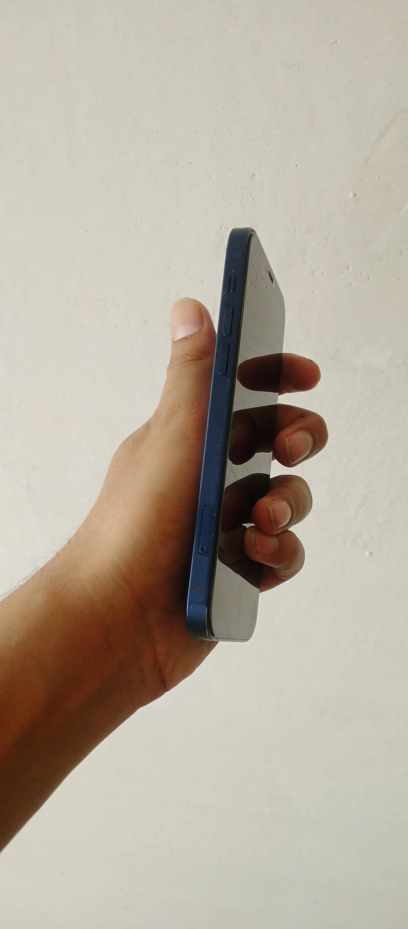 Apple iPhone 12 4