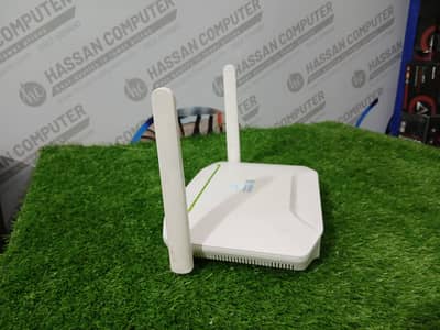 XPON (GPON & EPON) Dual Band (2.4G & 5G) Fiber Routers look like new