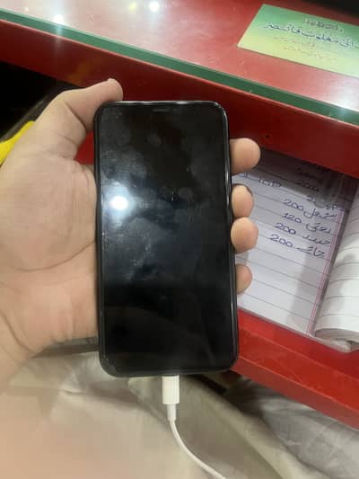 Apple iPhone XR jv good condition