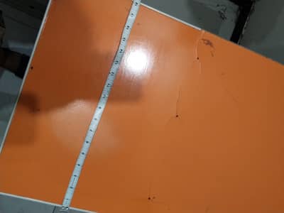 kids study table orange color