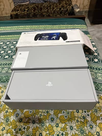 playStation Portal Black edition 10 by 10 with complete box