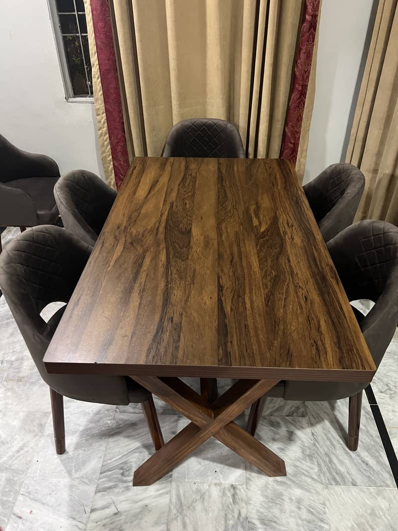 Dining table with 6 chairs 1