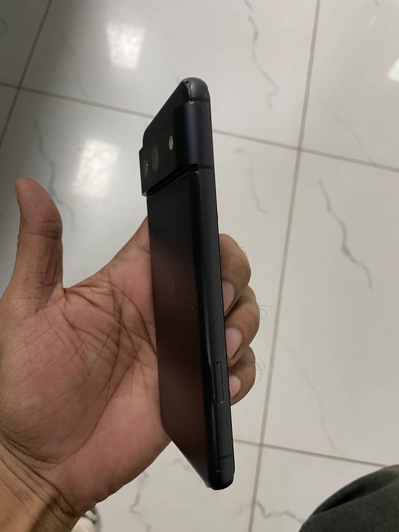 Google Pixel 8 - Mint condition 1