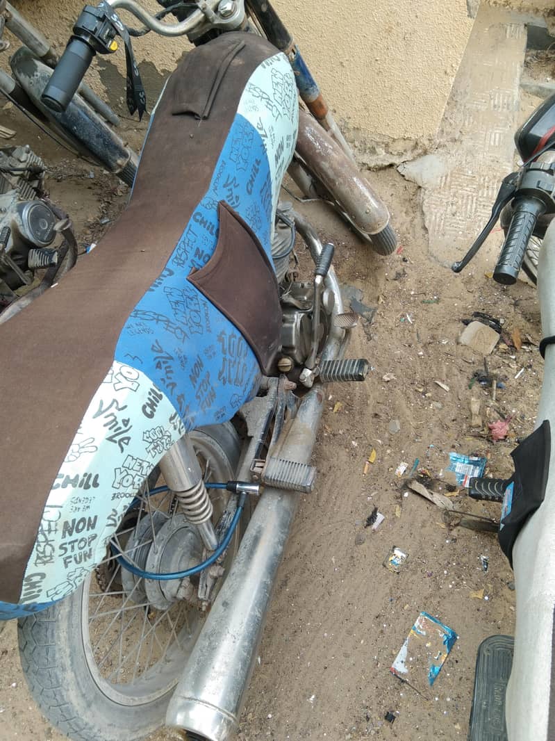 Unique 125 cc 1