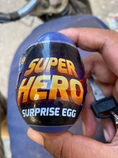 Super Hero Suprise Egg