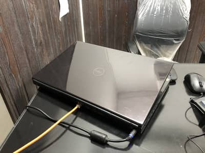 Dell precision M6600 (heavy duty gaming laptop)