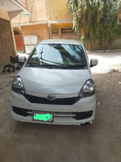 Daihatsu Mira 2012