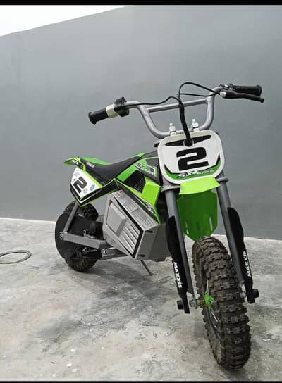 Razor SX350 Jeremy McGrath Edition electric dirt bike for kids.