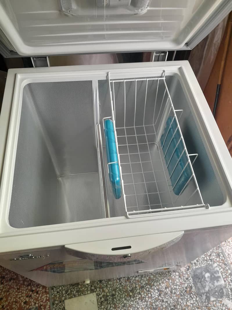Dawlance DF-200 Single Door Deep Freezer — Unused 3