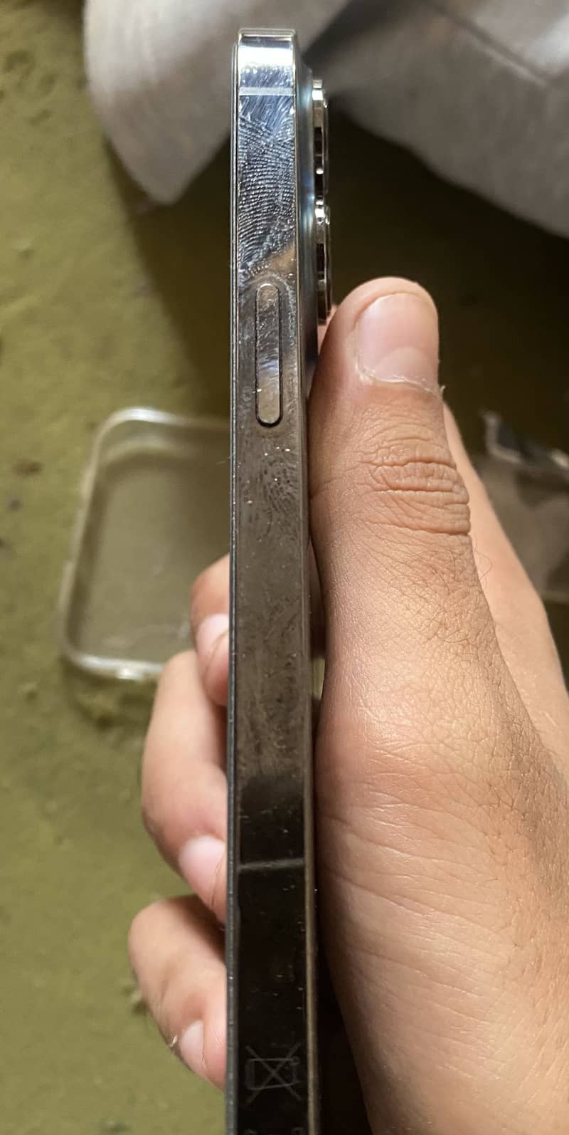 Apple iPhone 13 Pro Max 2