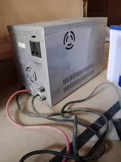 digitech Ups
