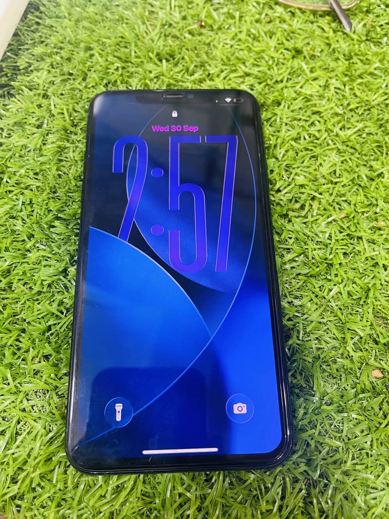 Apple iPhone 11 Pro Max 1