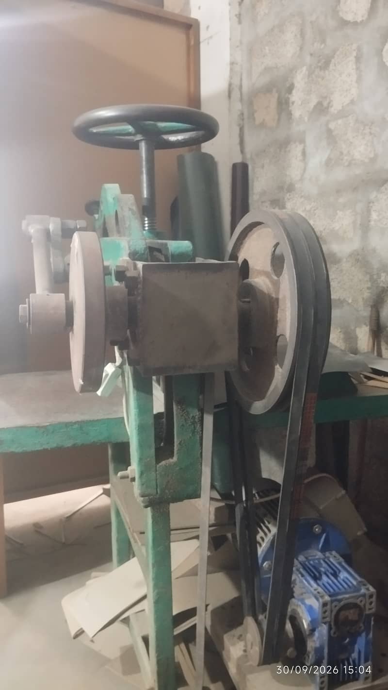 Paper Cutter Modified 2