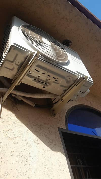 Dawlance inverter 1 ton split ac good working and good condition only