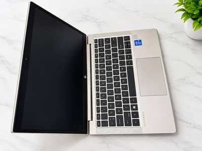 HP EliteBook 830 G8 i5 11th Gen 8GB 256GB