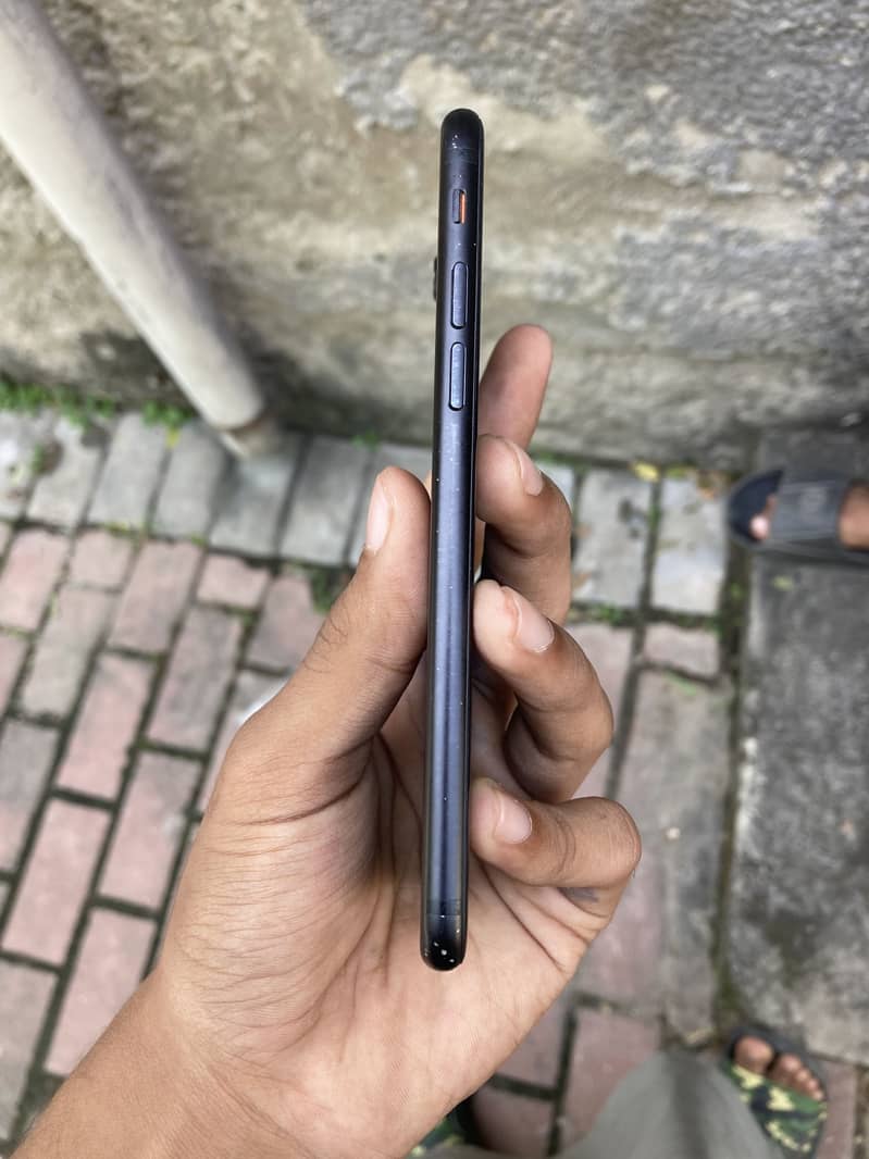 Apple iPhone 7 7