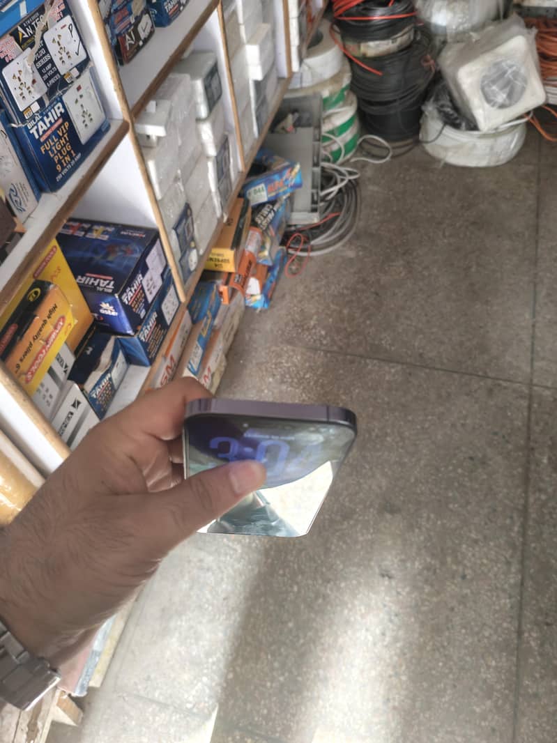 Apple iPhone 14 Pro Max 3