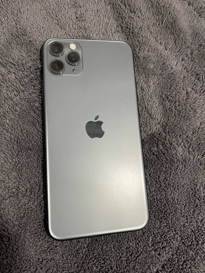 Apple iPhone 11 Pro Max 1