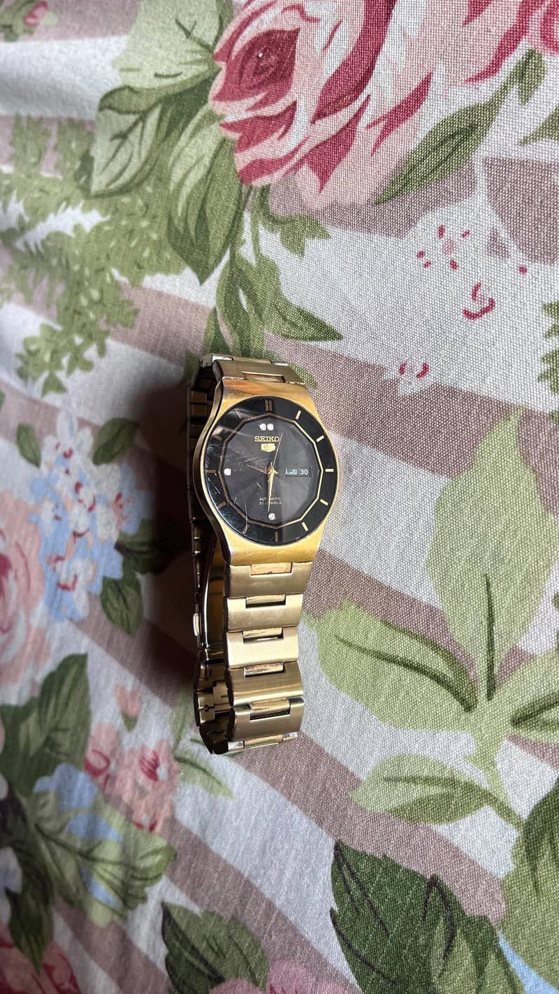 Seiko Men’s Stainless Steel Black Dial Watch with Original Box 3