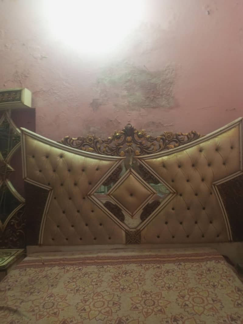 bed with side tables and dressing table 6