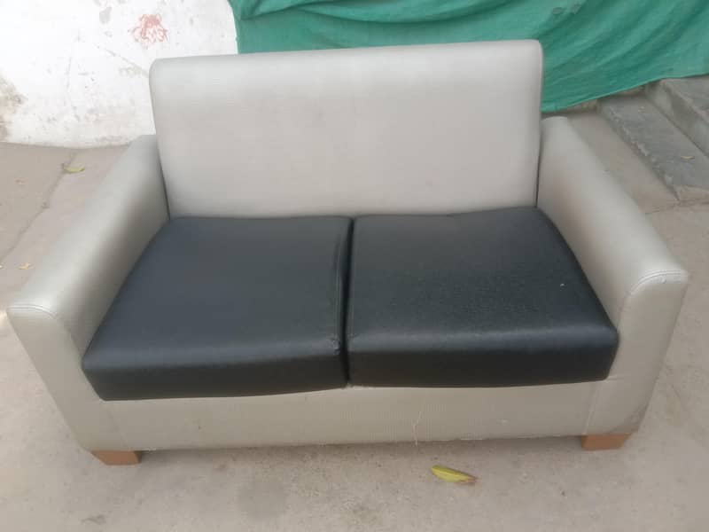 2 sofas 1