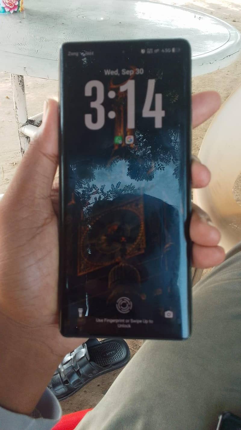 Tecno CAMON 40 Pro 1