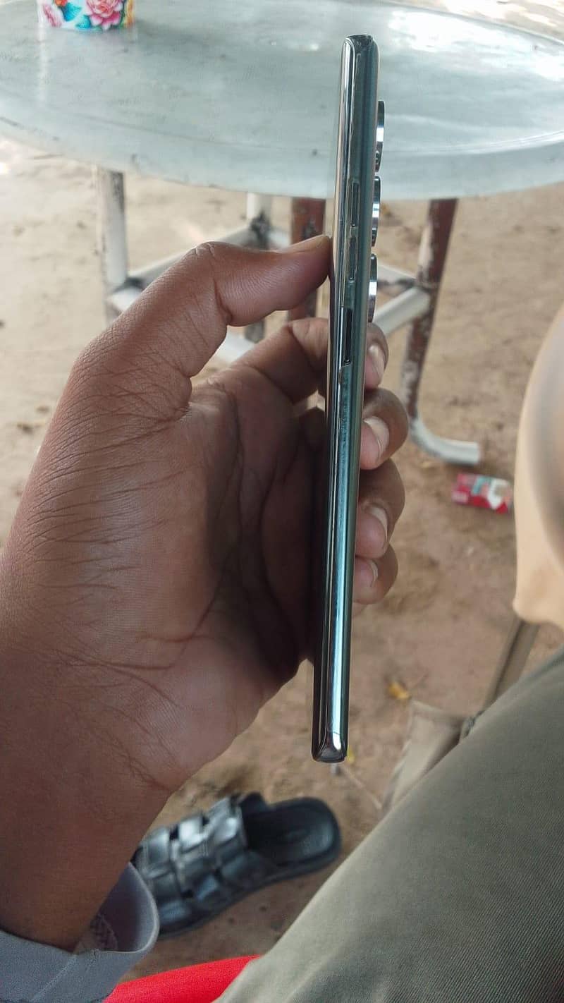 Tecno CAMON 40 Pro 4