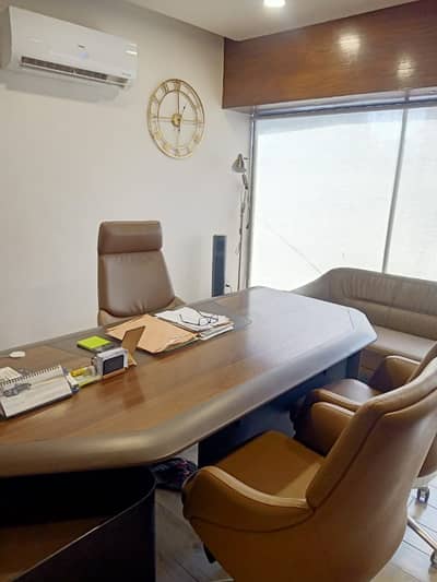 VIP LAVISH FURNISHED OFFICE FOR RENT WITH LIFT WITH EXECUTIVE CHAMBER WITH 20 INTO 25 PERSON EASY SETTING BUILDING TIME 9am INTO 8 PM. NO BROKER PLZ