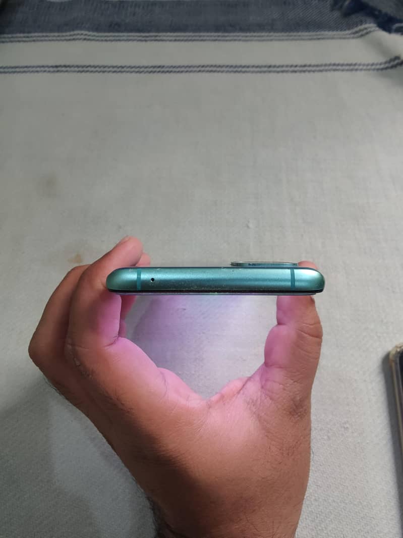 One Plus 8T 5