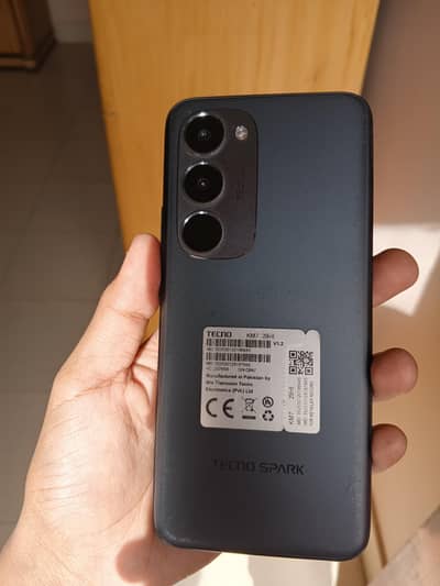 Tecno Spark 40 Pro Plus in Nebula Blue