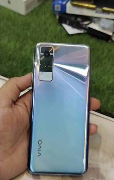 Vivo Y51s