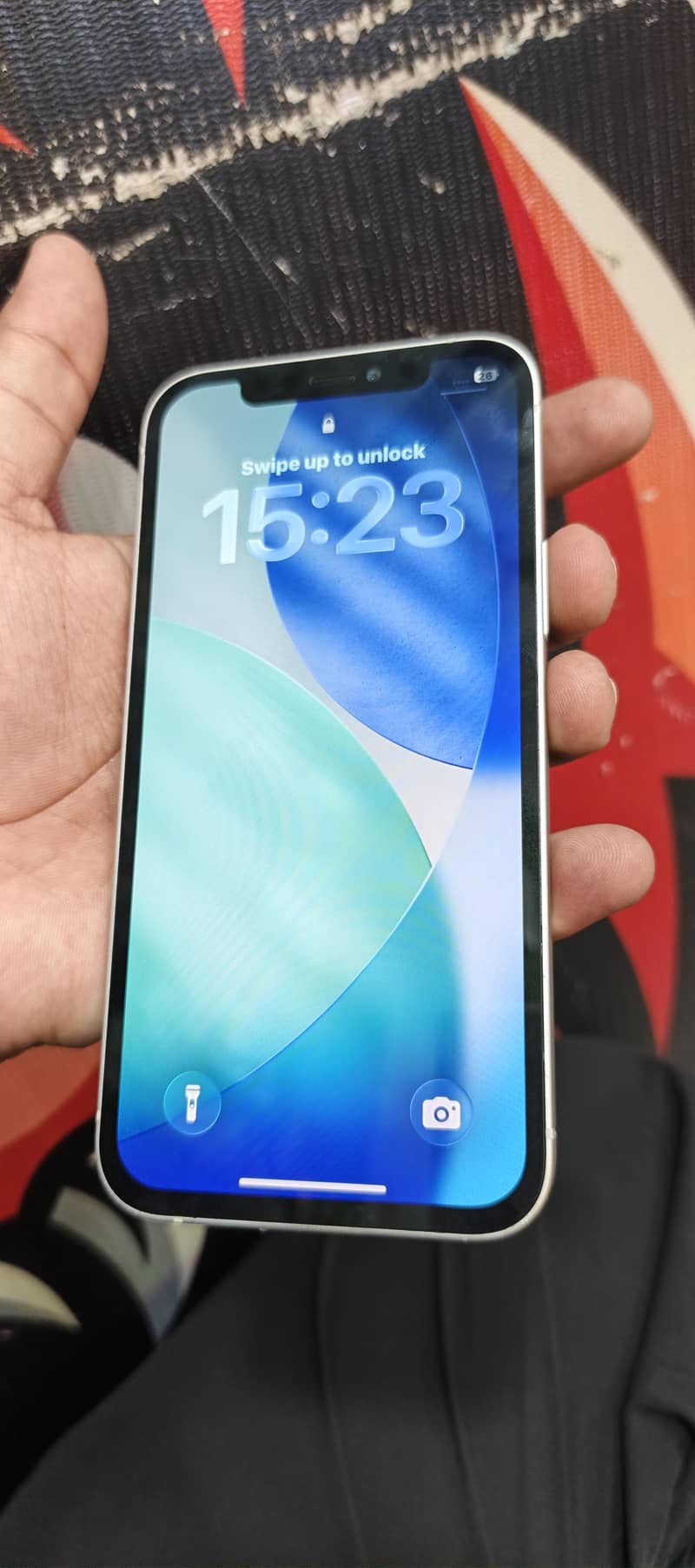 Apple iPhone 12 1