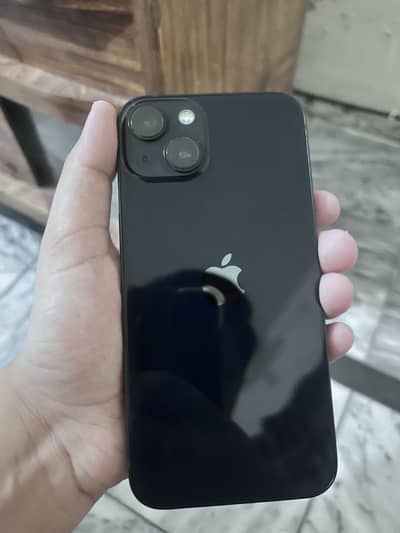 Apple iPhone 13