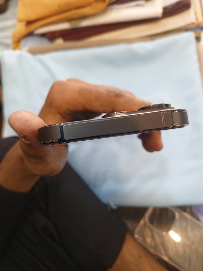 Apple iPhone 14 Pro 1