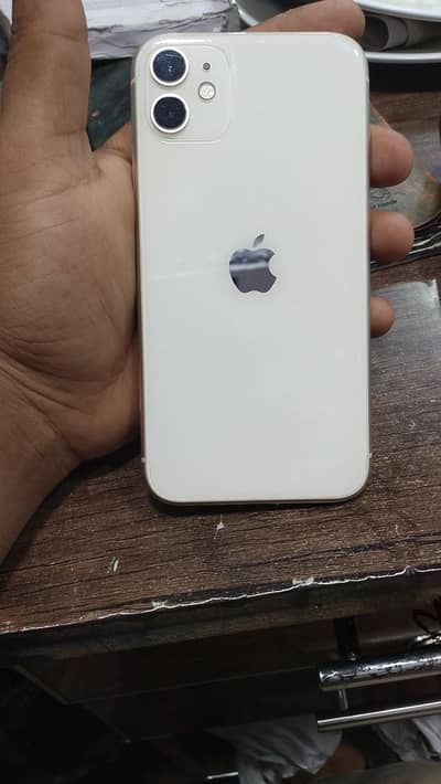 Apple iPhone 11