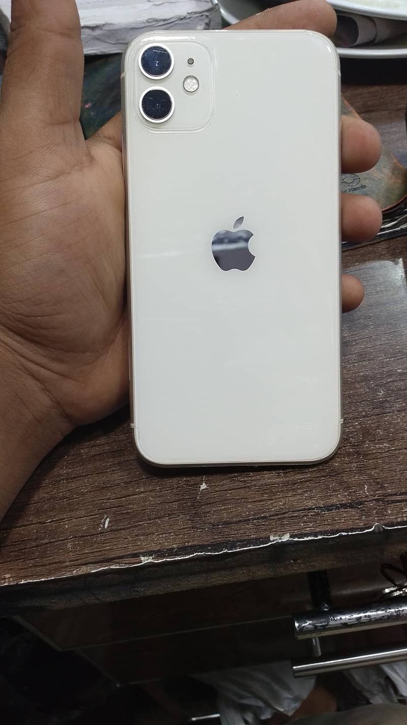 Apple iPhone 11 0
