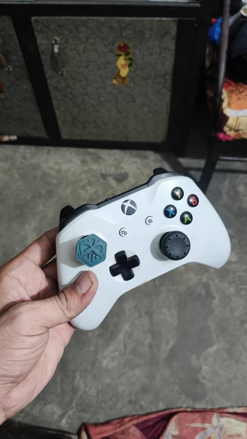 xbox one 1tb 3