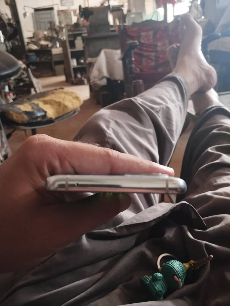 One Plus 9 Pro 3